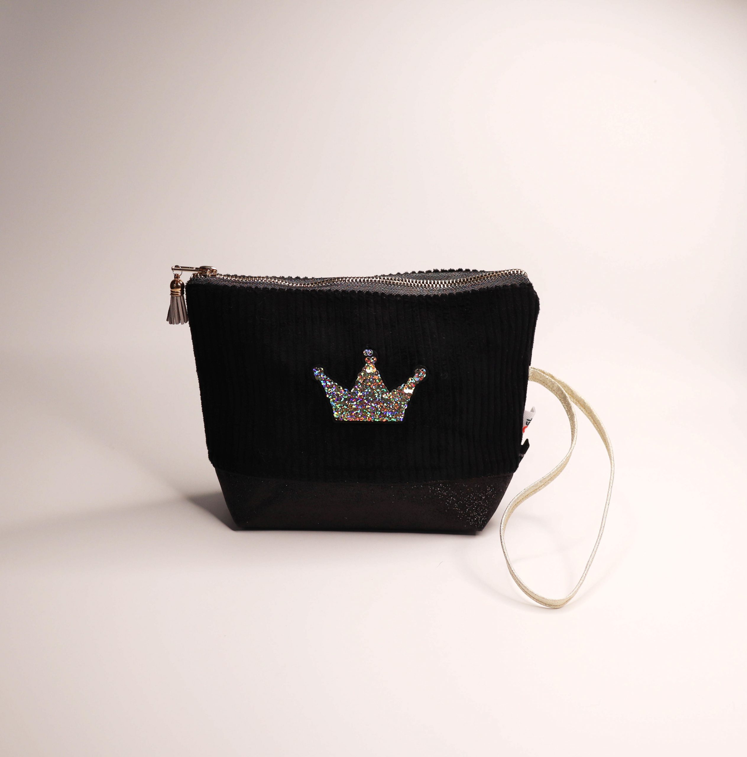 Pochette pailletée en velours noire avec couronne dorée incrustée – Image 3