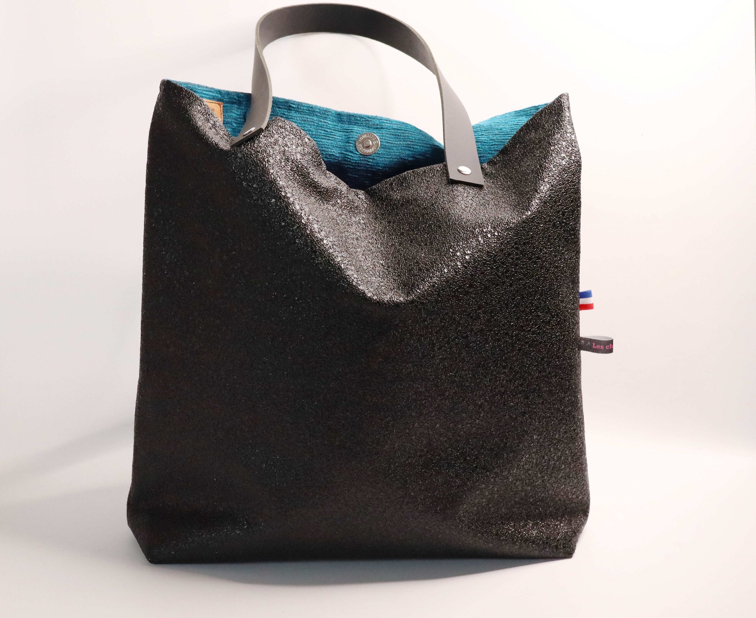 Schwarze Pailletten-Tasche mit Van Gogh-gemusterten Katzenköpfen – Bild 6