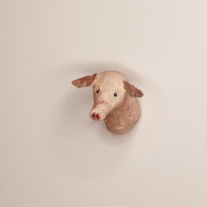 Magnetisches Schwein aus Pappmaché