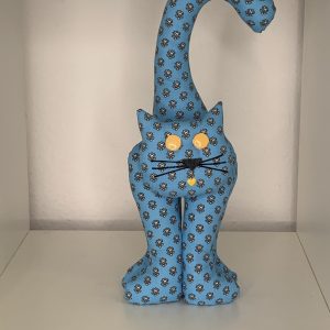 Katzenskulptur und Türstopper